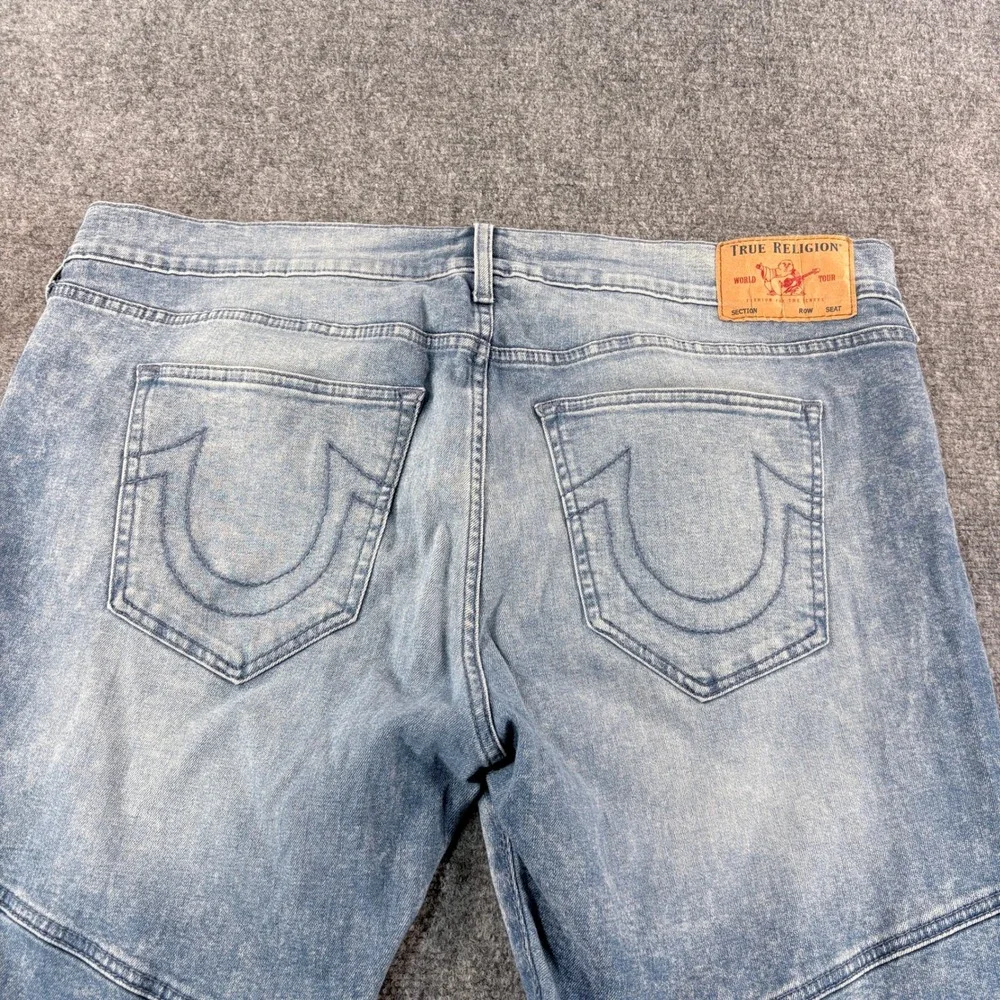 True Religion Geno Relaxed Slim Moto Jeans Mens 42 Light Wash Blue Ribbed Knee